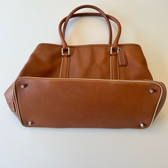 Authentic Coach tote bag - Picture 5 of 9